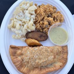 Mami's Cocina - Soy empanada plate