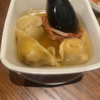 Peking Duck House - Wonton soup with roast pork yay, too bad the wontons were hard and dark where they were out of the broth and under warming lights. - Chinese Near Me - Pompano Beach, Florida