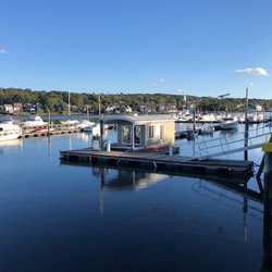 Quinnipiac River Marina - Bait shop and fuel dock on the water at QRM!