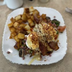 Taylor’s Breakfast & Lunch - Parisian Benedict