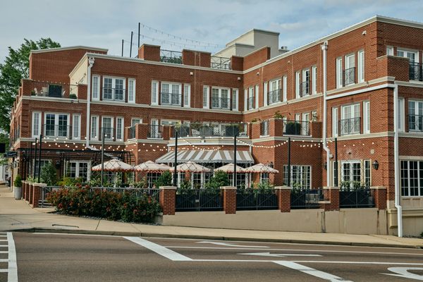 Kingswood Restaurant and Bar by null