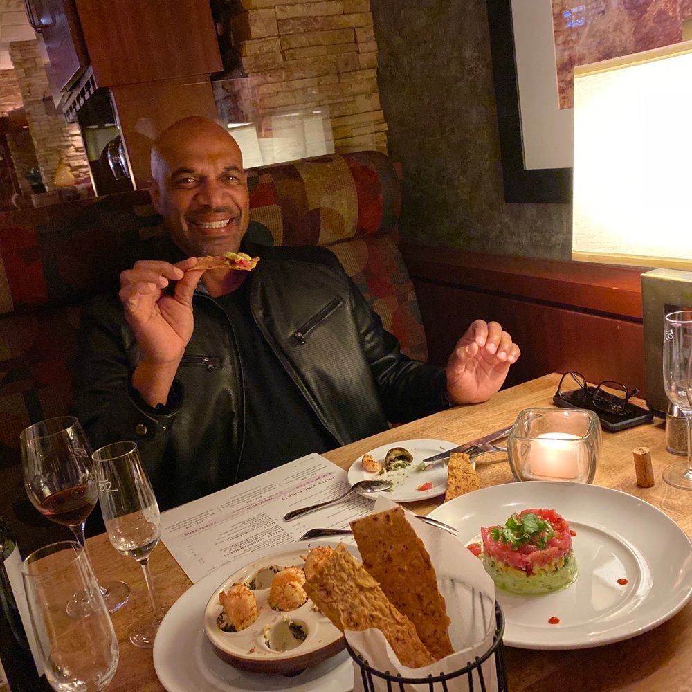 Seasons 52 - Visiting Héctor in Naples! - New American Near Me - Naples, Florida Seasons 52 - Visiting Héctor in Naples! - New American Near Me - Naples, Florida