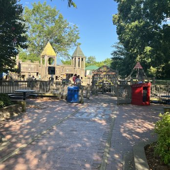 Pinkerton Park - Parks Near Me - Franklin, Tennessee