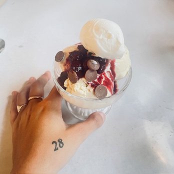 Diner - Wendy's Sundae - Diners Near Me - Brooklyn, New York