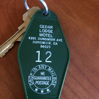 Cedar Lodge Motel - Hotels Near Me - Dunsmuir, California