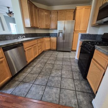 Perez Cleaning Services - Home Cleaning Near Me - Sacramento, California Perez Cleaning Services - Home Cleaning Near Me - Sacramento, California
