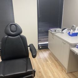 Reserve Dermatology and Aesthetics - Rooms are small and nice