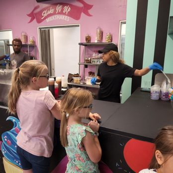 Shake It Up - Desserts Near Me - Norfolk, Virginia Shake It Up - Desserts Near Me - Norfolk, Virginia