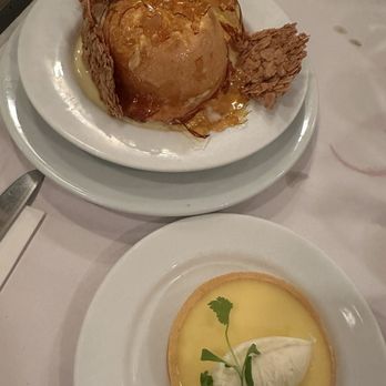 L'Express - Dessert!! So yummy! - French Near Me - Montreal, Quebec L'Express - Dessert!! So yummy! - French Near Me - Montreal, Quebec