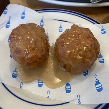 Buttermilk Kitchen - Buttermilk donuts - Breakfast & Brunch Near Me - Camden, Maine