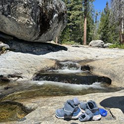 Dinkey Creek Inn - River pools and small waterfall