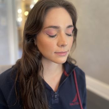 Sherries Beauties - Liner with a shift of pink - Makeup Artists Near Me Sherries Beauties - Liner with a shift of pink - Makeup Artists Near Me