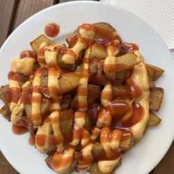 El Almacen - Patatas bravas.