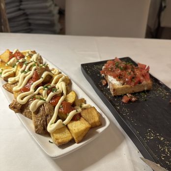 9 Nine - Mediterranean Near Me - Barcelona, B