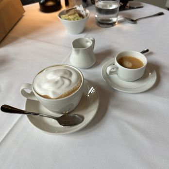 L'Antoinette - Espresso and cappuccino - French Near Me - Milton, Georgia