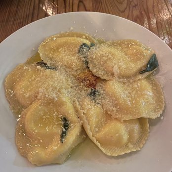 Cacio e Pepe - RAVIOLI AI FORMAGGI CON BURRO FUSO E SALVIA - Italian Near Me - North Miami Beach, Florida Cacio e Pepe - RAVIOLI AI FORMAGGI CON BURRO FUSO E SALVIA - Italian Near Me - North Miami Beach, Florida