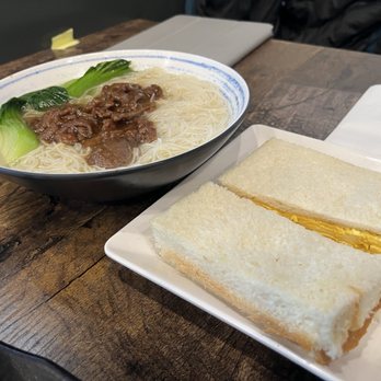 Neighbourhood Cafe - Breakfast & Brunch Near Me - Richmond Hill, Ontario Neighbourhood Cafe - Breakfast & Brunch Near Me - Richmond Hill, Ontario