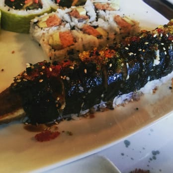 Sushi Yoshi - Garden roll, dragon roll spicy tuna - Sushi Bars Near Me - Vienna, Virginia Sushi Yoshi - Garden roll, dragon roll spicy tuna - Sushi Bars Near Me - Vienna, Virginia
