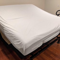 Mattress Superstore - Won't bend.  Base is useless.