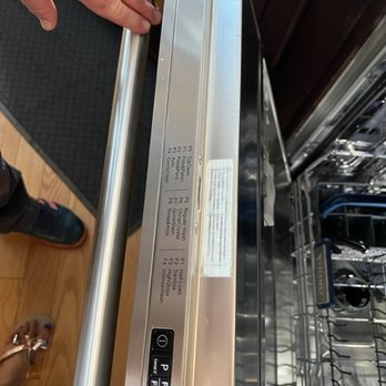 Cleanera - Dishwasher like brand new - Office Cleaning Near Me