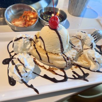 Han Korean BBQ - An ice cream dessert we've never ever had before. It was fun to eat and delicious! - Korean Near Me - Tulsa, Oklahoma Han Korean BBQ - An ice cream dessert we've never ever had before. It was fun to eat and delicious! - Korean Near Me - Tulsa, Oklahoma
