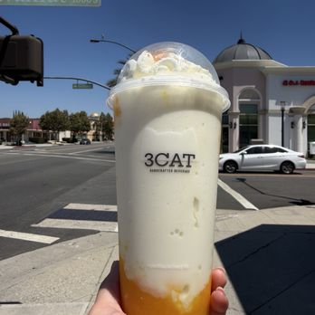 3Cat Handcrafted Beverage - 芒果糯糯冰 Mochi Mango - Bubble Tea Near Me - San Gabriel, California