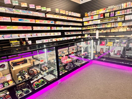 Fly High Smoke Shop, 737 S Lemay Ave, Ste B2, Fort Collins, CO 80524, US
