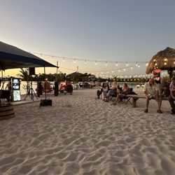 Jug Creek Marina & Fish House - Sunset on Tuesday Blues Day
