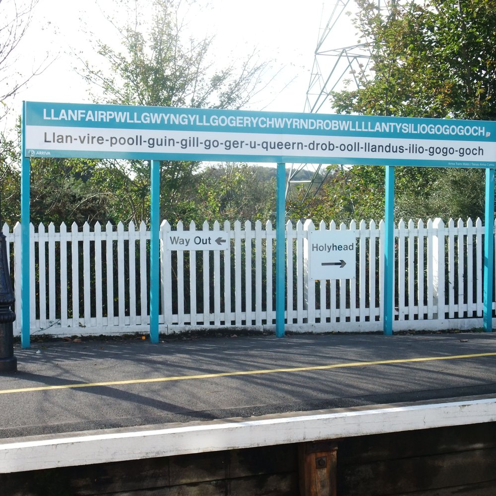 Llanfairpwll - Sign on Platform 2. - Train Stations Near Me - Llanfairpwllgwyngyll, AGY