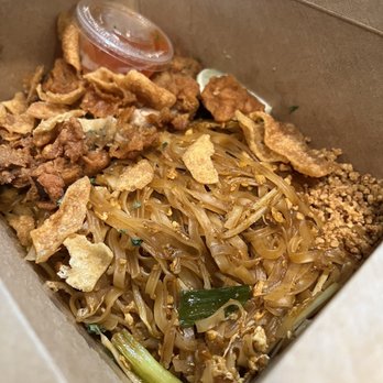 Time Thai Kitchen - Pad Thai Fried Chicken Special - Thai Near Me - Pleasanton, California Time Thai Kitchen - Pad Thai Fried Chicken Special - Thai Near Me - Pleasanton, California