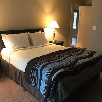 Cedar Lake - Two bedroom furnished apartment - Apartments Near Me - Northville, Michigan Cedar Lake - Two bedroom furnished apartment - Apartments Near Me - Northville, Michigan