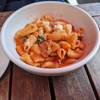 North Italia - Spicy Rigatoni Vodka - Pizza Near Me - El Segundo, California North Italia - Spicy Rigatoni Vodka - Pizza Near Me - El Segundo, California