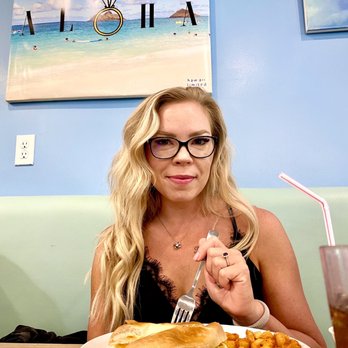 Aloha Kitchen - Breakfast & Brunch Near Me - Honolulu, Hawaii Aloha Kitchen - Breakfast & Brunch Near Me - Honolulu, Hawaii