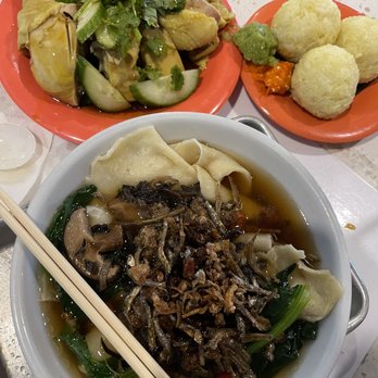 Kopitiam - Pan Mee, Hainanese Chicken Rice - Malaysian Near Me - New York, New York Kopitiam - Pan Mee, Hainanese Chicken Rice - Malaysian Near Me - New York, New York