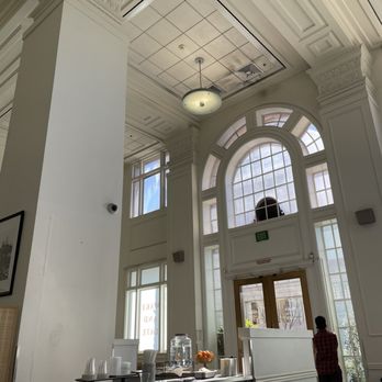 Wake and Late - interior - Breakfast & Brunch Near Me - Pasadena, California