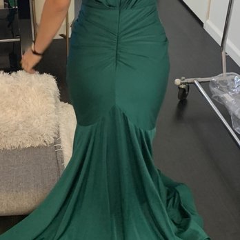Mixxes - Emerald green bridesmaid dress - Women's Clothing Near Me - Los Angeles, California Mixxes - Emerald green bridesmaid dress - Women's Clothing Near Me - Los Angeles, California