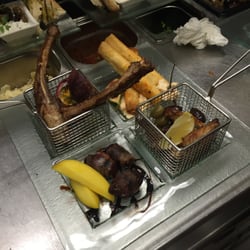 Leonardo Tapas & Lounge - Tapaspaketet Americano med våra goda baconlindade dadlar!