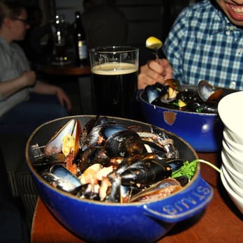 Beerbistro - Salmon BLT mussel bowl - Bistros Near Me - Toronto, Ontario