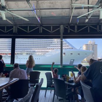 Fishlips - Cruise departing - Bars Near Me - Cape Canaveral, Florida Fishlips - Cruise departing - Bars Near Me - Cape Canaveral, Florida