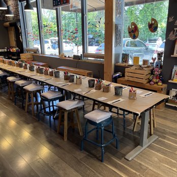 Petit Bizoo  Art Studio - Beautiful studio - Art Classes Near Me - Encino, California