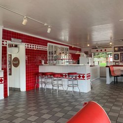 The Malt Shop - Dining area
