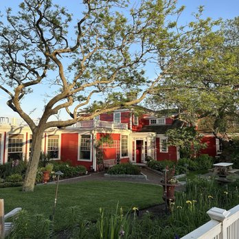 The Red Inn - Cute garden - Hotels Near Me - Provincetown, Massachusetts