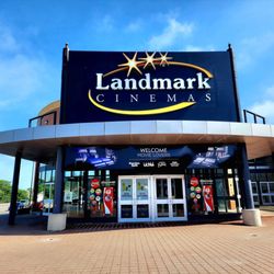 Landmark Cinemas St. Catharines - Storefront