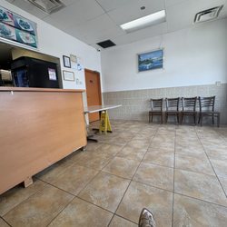 China Wok - Sitting area