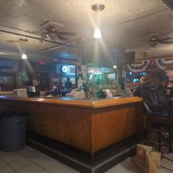 Bill Ash's Lounge - The bar on Thursday night.  The Yelp map is inaccurate, this place is near the beach