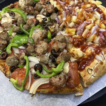Pizza Guys - Half & Half Pizza Guys Combo Texas BBQ Pizza Pineapple - Pizza Near Me - Dixon, California