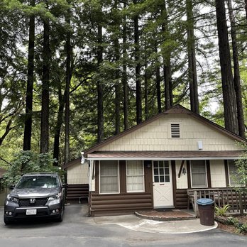 Miranda Gardens Resort - Cottage #7 - Resorts Near Me - Miranda, California