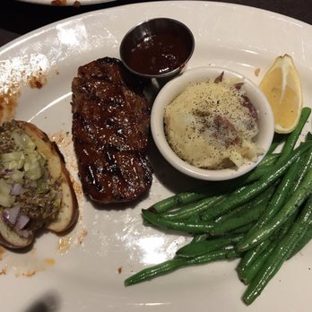 Weber Grill Restaurant - Shared plate with my wife: Meatloaf and Mini Brats - Barbeque Near Me - Chicago, Illinois