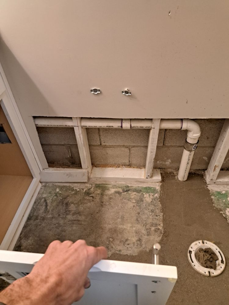 Slide of Melberg Handyman and Drain Cleaning