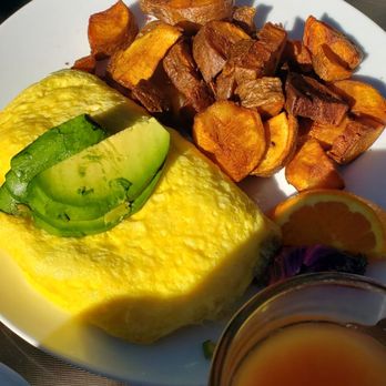 McKay Cottage Restaurant - A veggie omlette..... That had BACON with it? - American Near Me - Bend, Oregon McKay Cottage Restaurant - A veggie omlette..... That had BACON with it? - American Near Me - Bend, Oregon